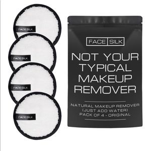 Make up remover pad/sponge (pack of 4) Brand new